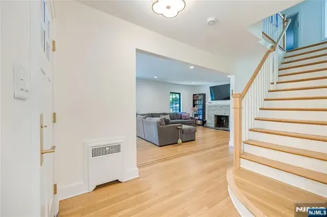 340 Broad Avenue Englewood NJ 07631