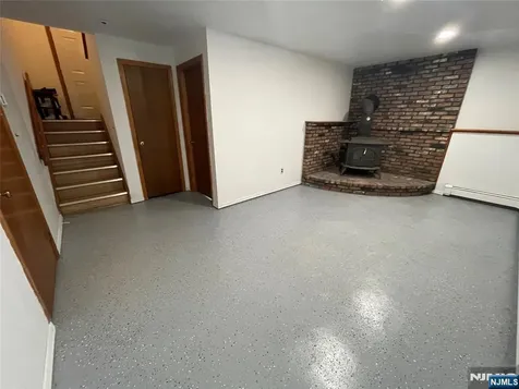 154 Cork Hill Franklin NJ 07416