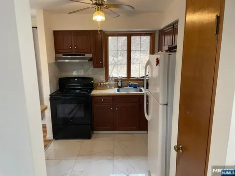 154 Cork Hill Franklin NJ 07416