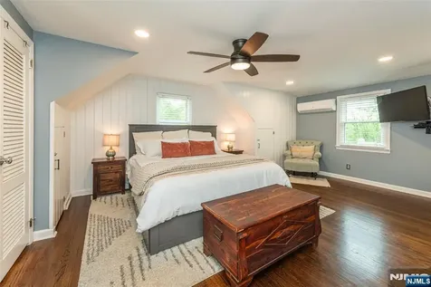 13 Elmwood Terrace Wayne NJ 07470