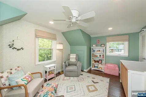 13 Elmwood Terrace Wayne NJ 07470
