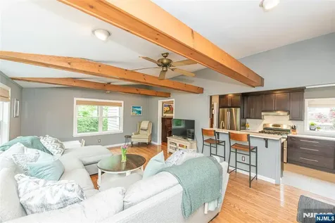 13 Elmwood Terrace Wayne NJ 07470
