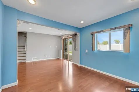 157 Highland Avenue Bergenfield NJ 07621