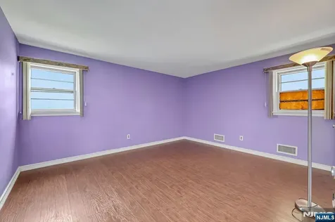 157 Highland Avenue Bergenfield NJ 07621