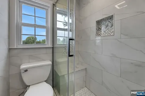 157 Highland Avenue Bergenfield NJ 07621