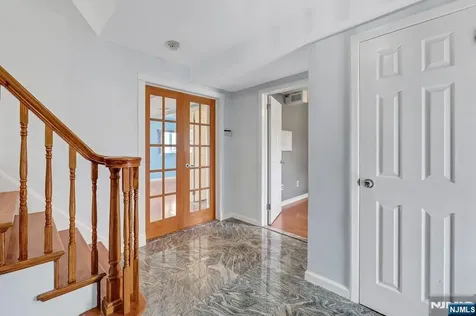 157 Highland Avenue Bergenfield NJ 07621