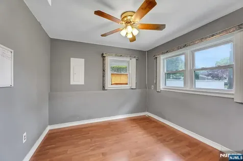 157 Highland Avenue Bergenfield NJ 07621