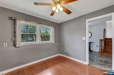 157 Highland Avenue Bergenfield NJ 07621