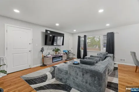 157 Baltimore Avenue Hillside NJ 07205