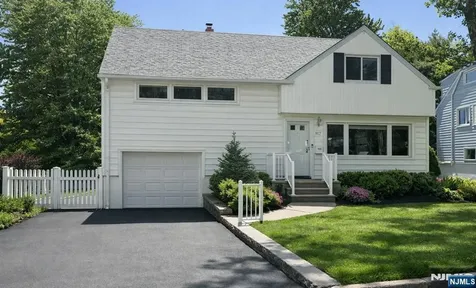 917 E Lawn Drive Teaneck NJ 07666