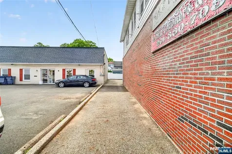 825 Main Street Hackensack NJ 07601