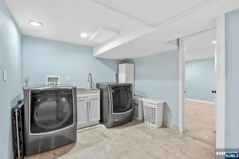 71 Wingra Avenue Rutherford NJ 07070
