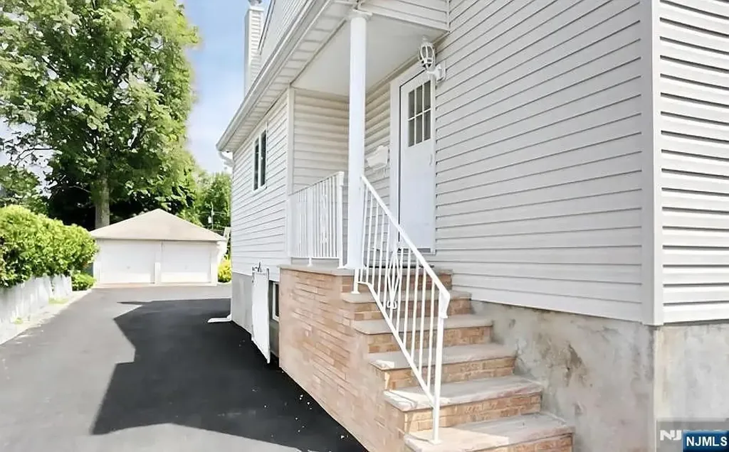 23 Pehle Avenue Saddle Brook NJ 07663