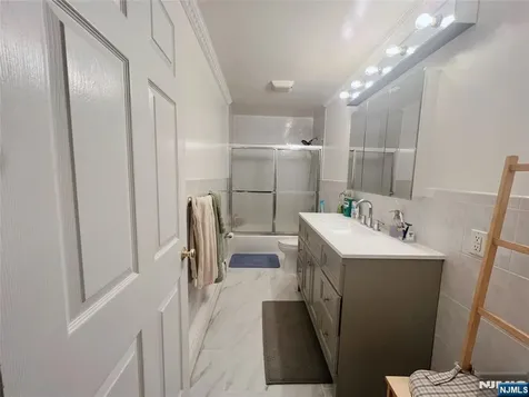 23 Pehle Avenue Saddle Brook NJ 07663