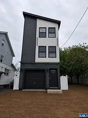 15 Chestnut Avenue Irvington NJ 07111