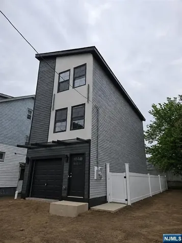 15 Chestnut Avenue Irvington NJ 07111