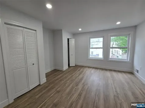 15 Chestnut Avenue Irvington NJ 07111