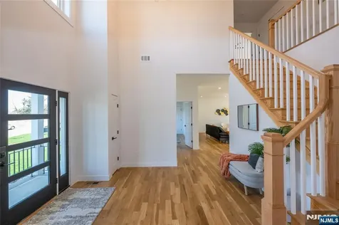 7 Emerald Drive Hardyston NJ 07419