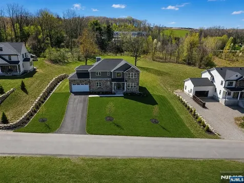 7 Emerald Drive Hardyston NJ 07419