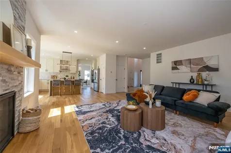 7 Emerald Drive Hardyston NJ 07419