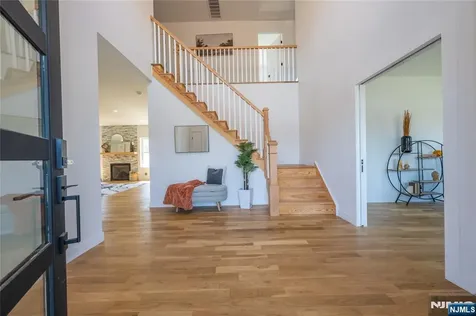 7 Emerald Drive Hardyston NJ 07419
