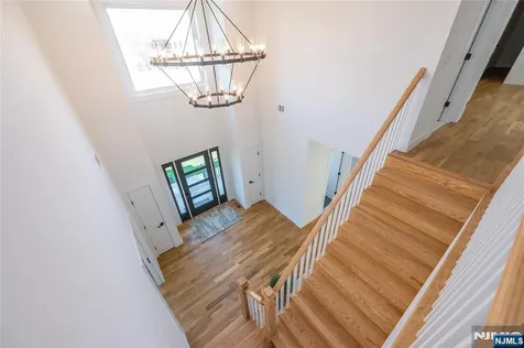 7 Emerald Drive Hardyston NJ 07419
