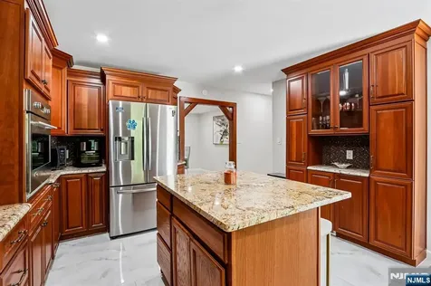 881 Bordentown Avenue South Amboy NJ 08879