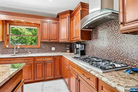 881 Bordentown Avenue South Amboy NJ 08879