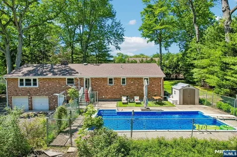 881 Bordentown Avenue South Amboy NJ 08879