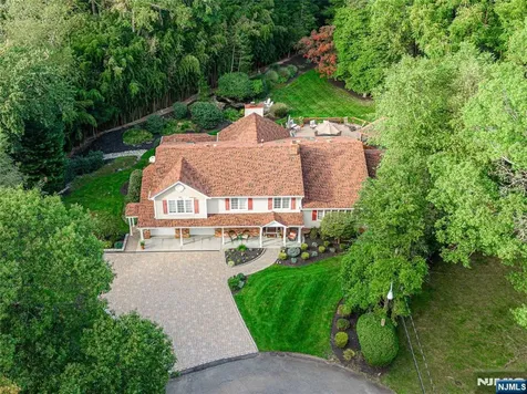 65 Arcadia Court Harrington Park NJ 07640