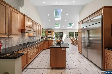 65 Arcadia Court Harrington Park NJ 07640