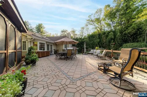 65 Arcadia Court Harrington Park NJ 07640