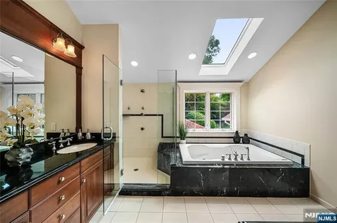 65 Arcadia Court Harrington Park NJ 07640