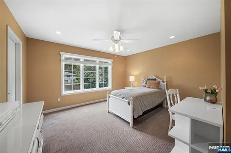 65 Arcadia Court Harrington Park NJ 07640