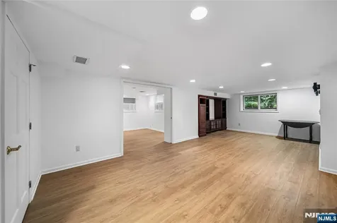 65 Arcadia Court Harrington Park NJ 07640