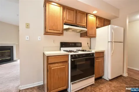 1804 Faulkner Court Mahwah NJ 07430