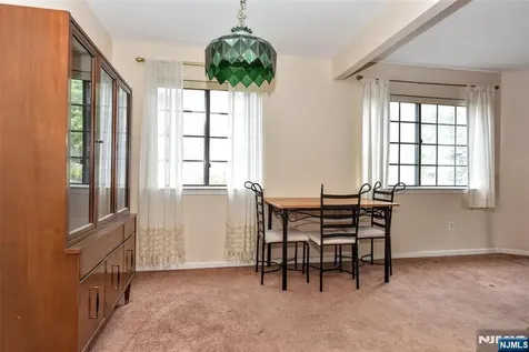 1804 Faulkner Court Mahwah NJ 07430