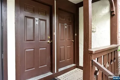 1804 Faulkner Court Mahwah NJ 07430