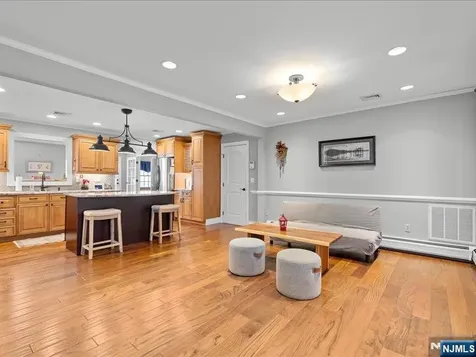 71 Bergen Drive Little Falls NJ 07424