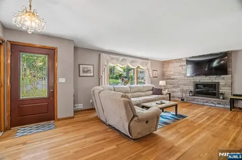262 Timber Drive Berkeley Heights NJ 07922