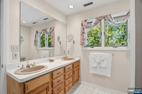 262 Timber Drive Berkeley Heights NJ 07922