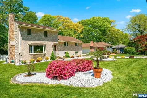 262 Timber Drive Berkeley Heights NJ 07922