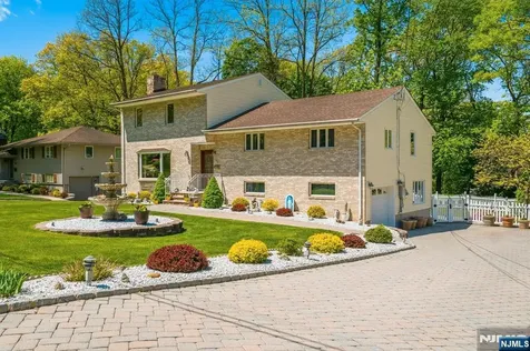 262 Timber Drive Berkeley Heights NJ 07922