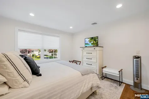 53 Coger Street Saddle Brook NJ 07663