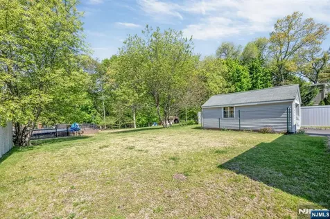 229 Cedar Lane River Vale NJ 07675