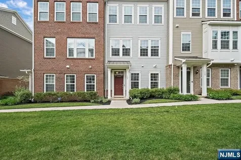 106 Truman Drive Wood Ridge NJ 07075