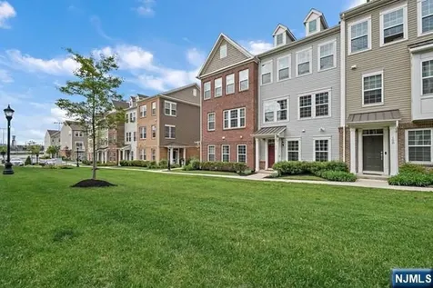 106 Truman Drive Wood Ridge NJ 07075