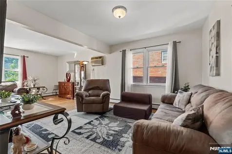 65 Miller Avenue Elmwood Park NJ 07407
