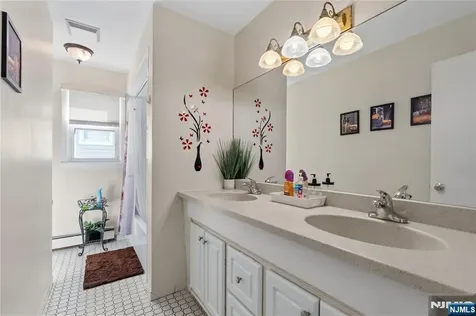 65 Miller Avenue Elmwood Park NJ 07407