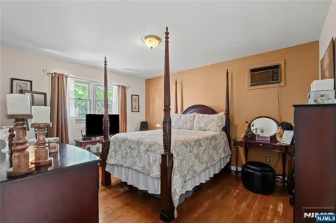 65 Miller Avenue Elmwood Park NJ 07407